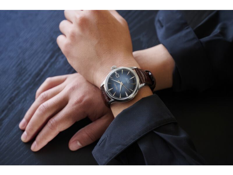 zegarek męski na brązowym pasku Seiko Presage Automatic Cocktail Midnight Blue Moon  SI SRPK15J1